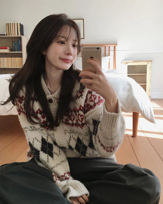 Soft wool argyle Nordic pattern knit cardigan