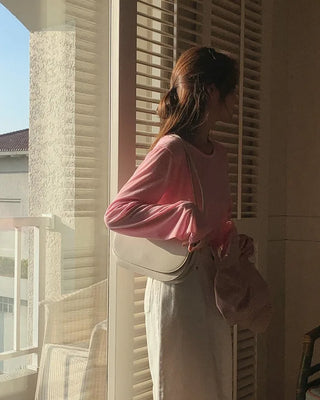 Colored long-sleeved T-shirt