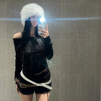 Metell fur hat