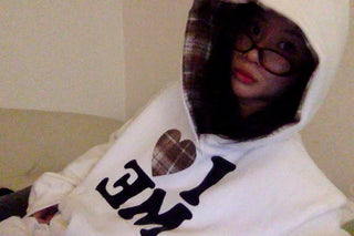 I 🩷 me cropped checked fleece hoodie