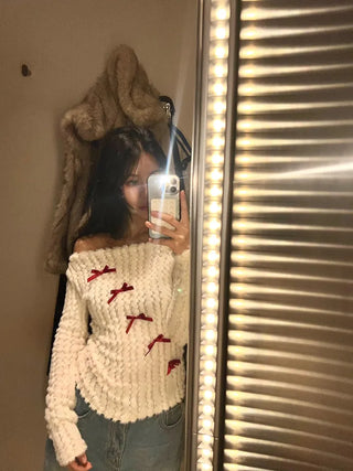 Red ribbon wave mink off-shoulder top