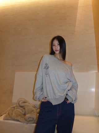 {Fleece x} Saint one-shoulder loose overfit man-to-man