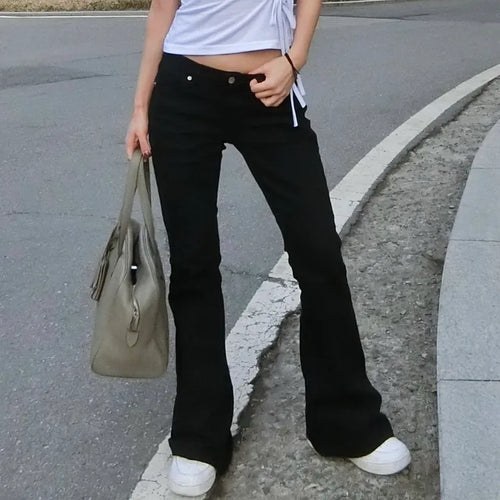 Black chic low-rise bootcut