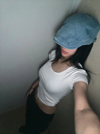 U-Point Crop Tee
