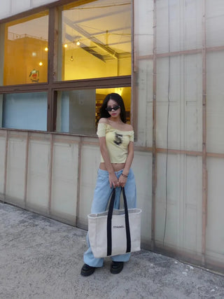 Camo 5 Cutting Off-Shoulder Crop Tee