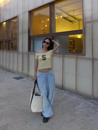 Camo 5 Cutting Off-Shoulder Crop Tee