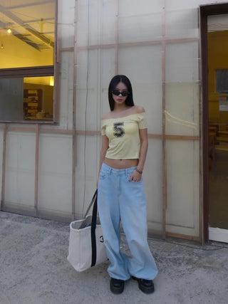 Camo 5 Cutting Off-Shoulder Crop Tee