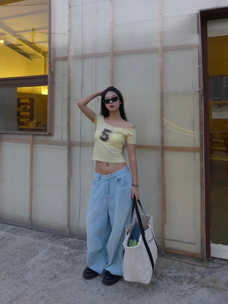 Camo 5 Cutting Off-Shoulder Crop Tee