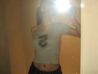 Camo 5 Cutting Off-Shoulder Crop Tee