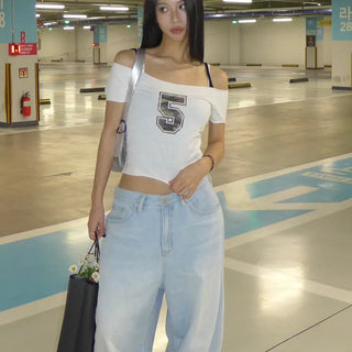 Camo 5 Cutting Off-Shoulder Crop Tee