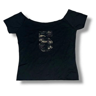 Camo 5 Cutting Off-Shoulder Crop Tee