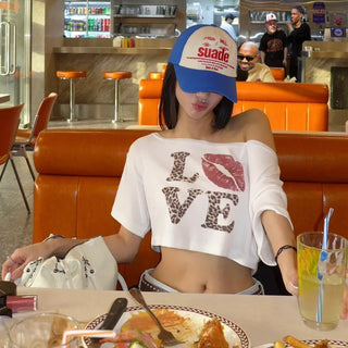 L💋VE off shoulder