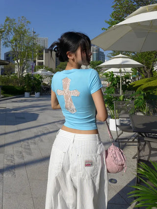 Lace cross semi-crop tee