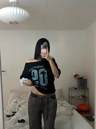 Swedy 09 off shoulder