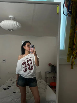Swedy 09 off shoulder