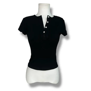 Deep button crop tee