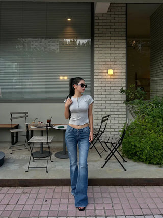 Deep button crop tee