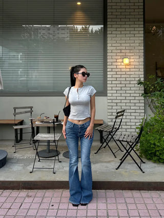 Deep button crop tee