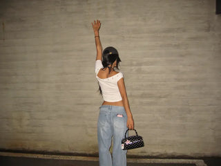 Eyelet off shoulder