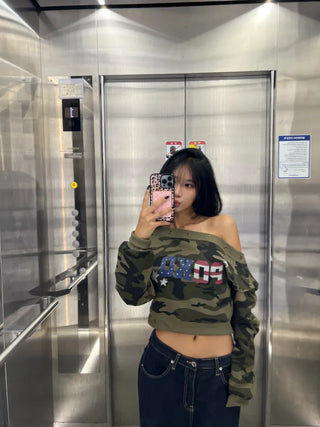 Pio camo eyelet off-shoulder top