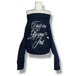 Lettering off knit