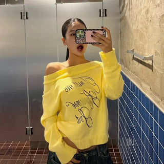 Lettering off knit
