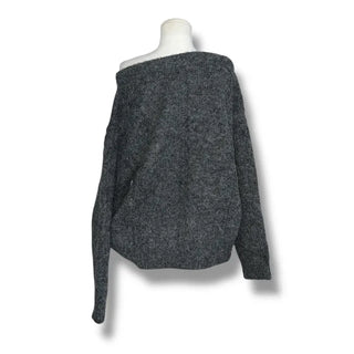 Loose fit turtleneck knit