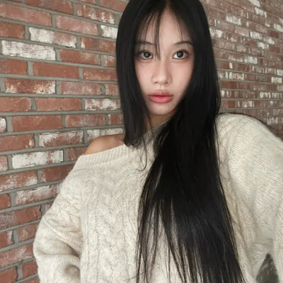 Loose fit turtleneck knit