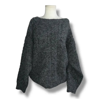 Loose fit turtleneck knit