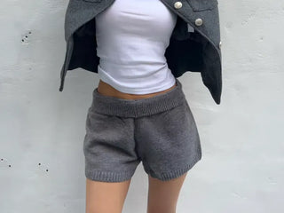 Knitting shorts