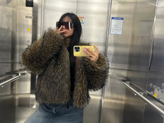 Two-tone big hooded fur