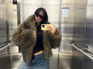 Two-tone big hooded fur