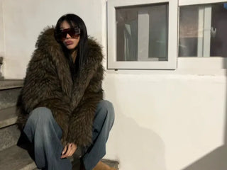 Two-tone big hooded fur