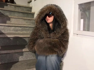 Two-tone big hooded fur