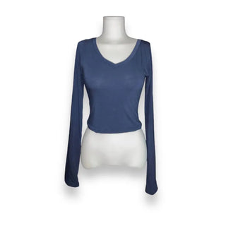 Soft V-Neck Glam Crop Tee