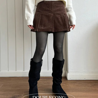 Wellow Corduroy Pleated Skirt