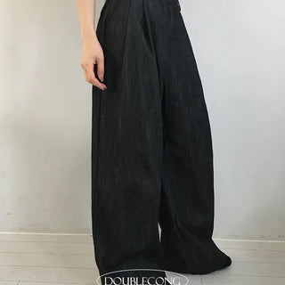 Non Fade Two Pin Tuck Slacks Pants