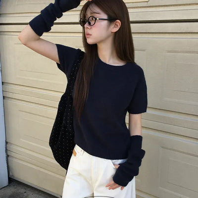Ray Hand Warmer Round Short Sleeve Knit