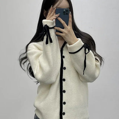 Sleeve Ribbon Point Cardigan