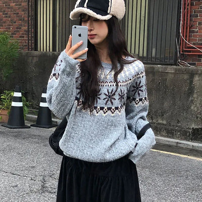 Koki Vintage Nordic Round Knit