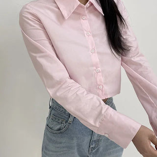 Back Pin Tuck Slim Crop Shirt
