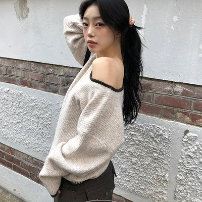 Lowest price✨ Mine Daily One shoulder Color Block Off Shoulder Knit