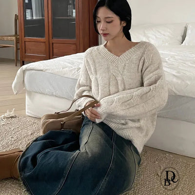 Carr' V Neck Knit