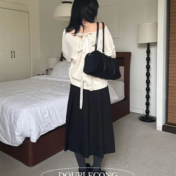 Art Back Ribbon V Neck Knit