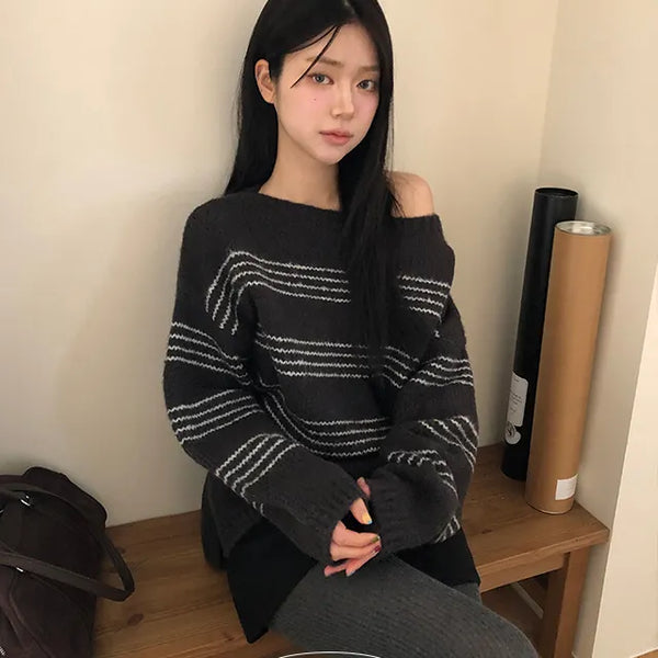 Poppy Color Block Single breasted Over Soft Fit Wool Loose Knit