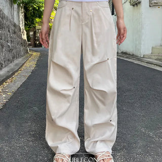 Diagonal rivet unique pants
