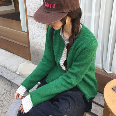 Crepe Button Point Cardigan