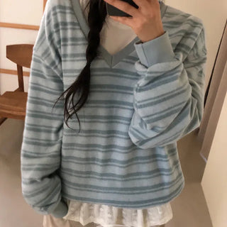 Pony Color Stripe Loose Fit V Neck Man to Man