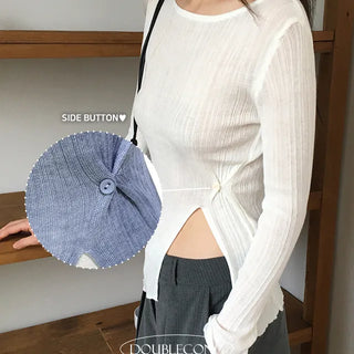 Side button slit one shoulder knit