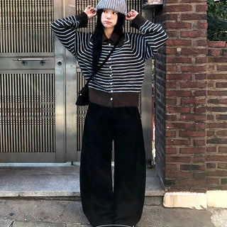Lion Stripe Collar Loose Fit Knit Cardigan